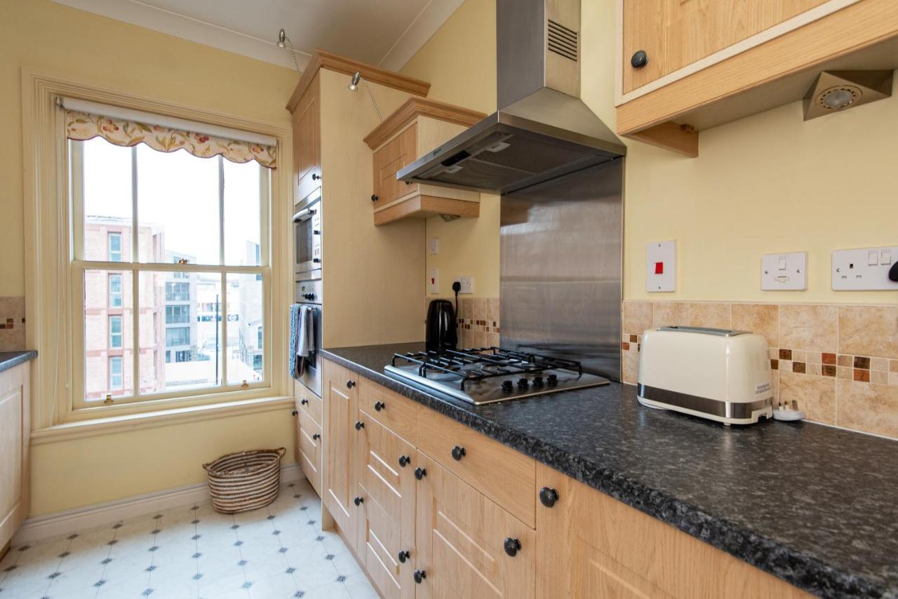 Cathedral Views Apartment Дърам Екстериор снимка