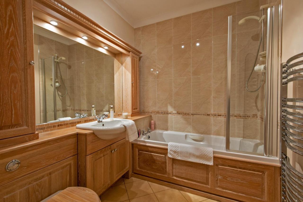Cathedral Views Apartment Дърам Екстериор снимка